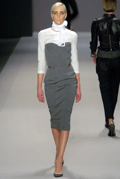 Look 11